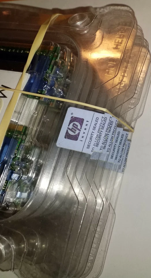 Server Memory 4GB packs w/heat sinks new factory sealed packs - HP - Image 2 of 4