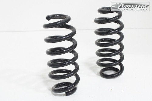 2017-2020 GMC ACADIA FWD 2.5L REAR SUSPENSION LEFT & RIGHT COIL SPRING SET OEM - Picture 4 of 5