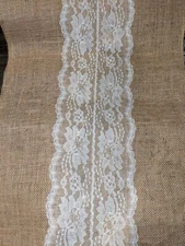 Burlap lace table runner