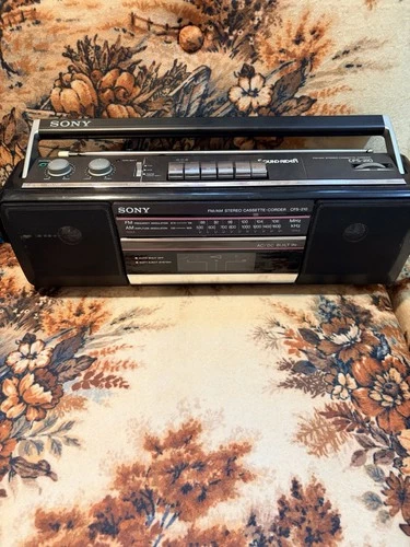 Vintage Sony CFS-210 Boombox Soundrider AM/FM Cassette Player Radio UnTested