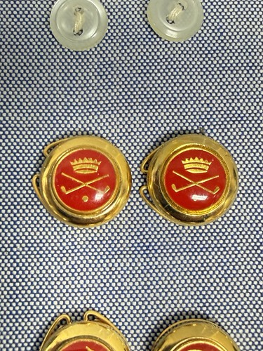 VTG Italian Crossed Golf Clubs Button Covers Gold Tone Red Enamel Pat Pend Set