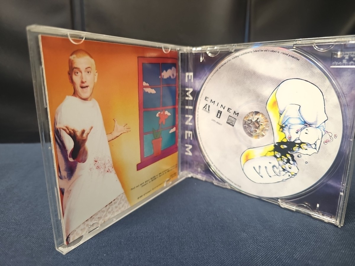 Eminem - The Slim Shady + Relapse Explicit 2 CD 💿 LOT