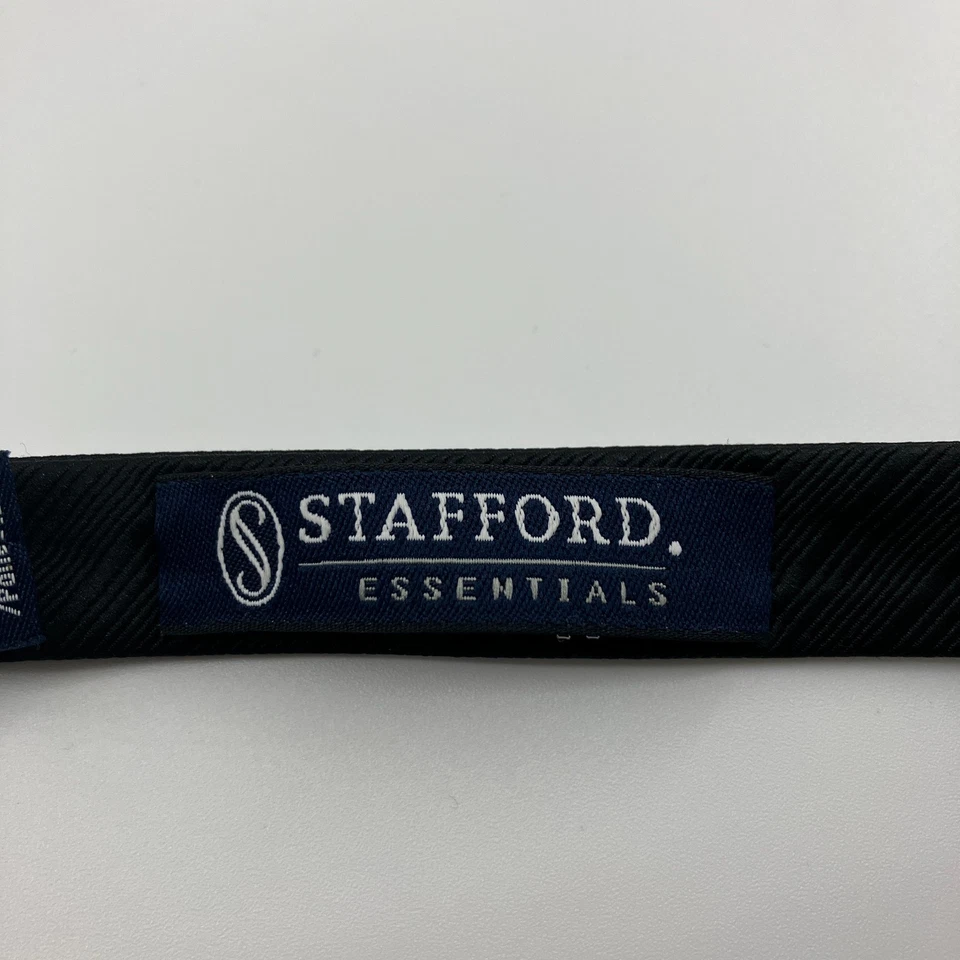 Gravata borboleta Stafford preta sólida 2,25" de largura smoking de poliéster casamento formal - Imagem 4 de 4