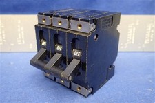 HEINEMANN AM3-A2-A CIRCUIT BREAKER 10 AMP 250 V 12.5 TRIP NEW OLD STOCK NOS
