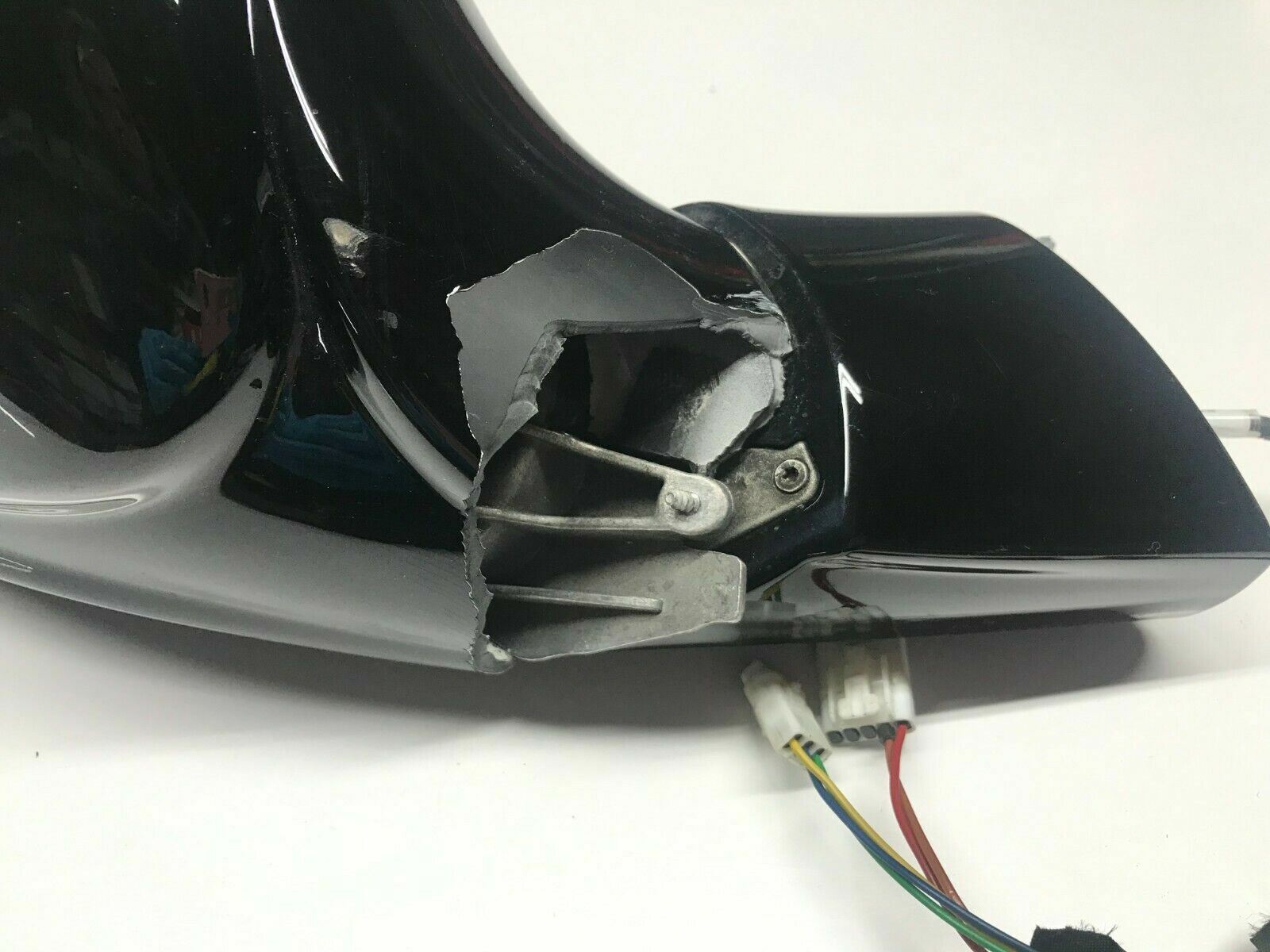 FERRARI 458 ITALIA SPIDER PASSENGER RIGHT SIDE VIEW MIRROR DAMAGED OEM 87012710