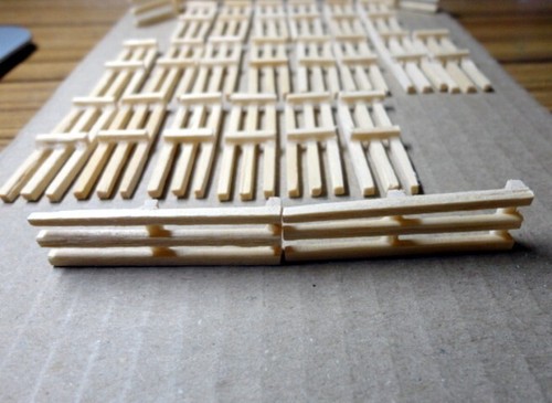 24 Unpainted Timber Model Railway Fencing 40mm = 1 Mtr Landscape Scenery "T2" - Picture 2 of 4