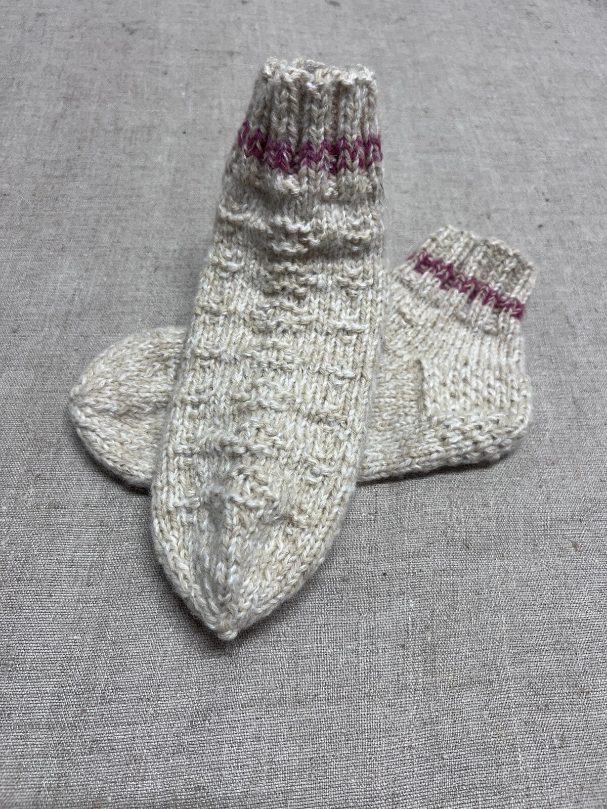 Hand knitted warm short ankle socks Size UK 6.5-7 beige thick ankle wool socks