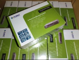 Planet FSD-803 (V4) 8-Port 10/100Mbps Commutateur Ethernet rapide (métal)