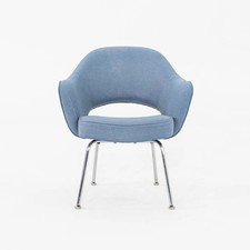 Silla de comedor ejecutiva Eero Saarinen de los años 60 para Knoll en tela azul claro