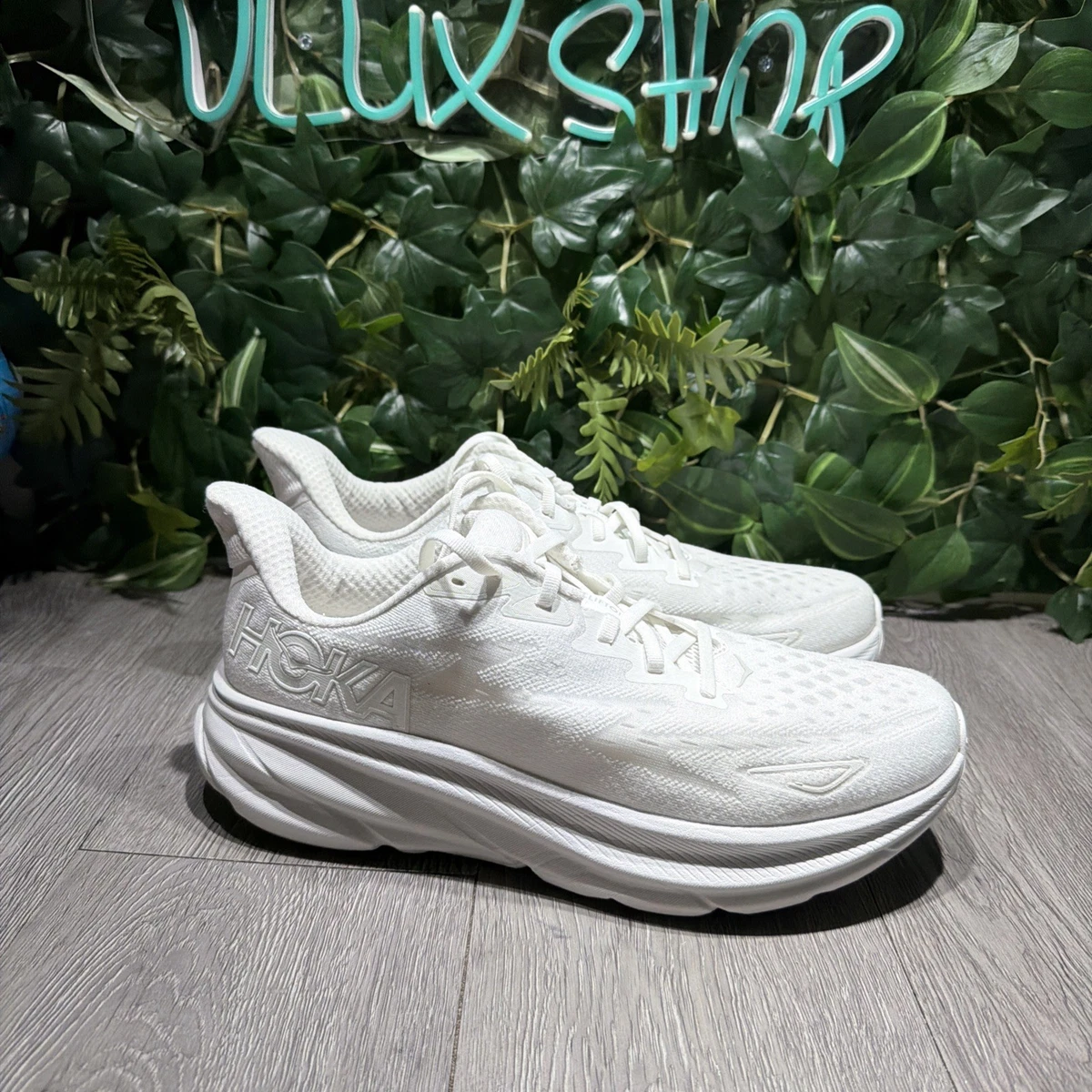 【HOKA ONEONE】W CLIFTON 10 WIDE　ホワイト HOKA Women's Clifton 10 X-Wide White/White Running Shoes - Free