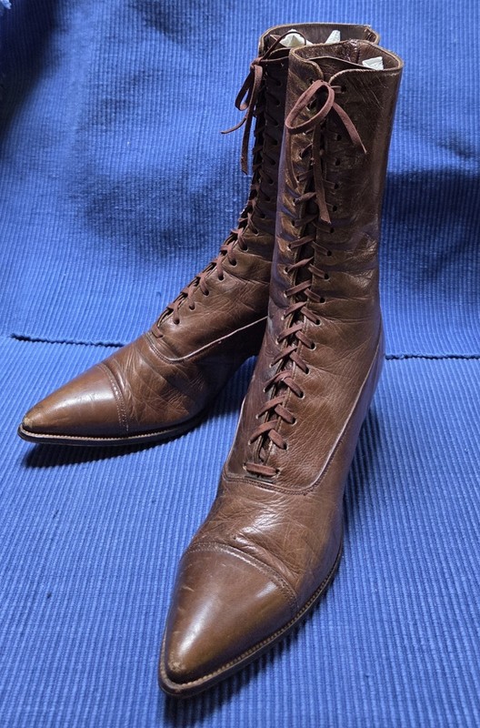 Antique Ladies Brown Leather Lace Up Boots Pre 1920's