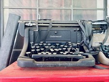 Antique: Underwood Typewriter thumbnail