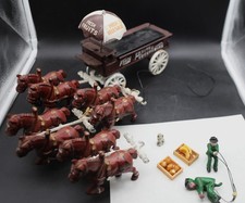 Vintage Cast Iron Budweiser Clydesdale Wagon2 Drivers 8 Horses Umbrella Dog