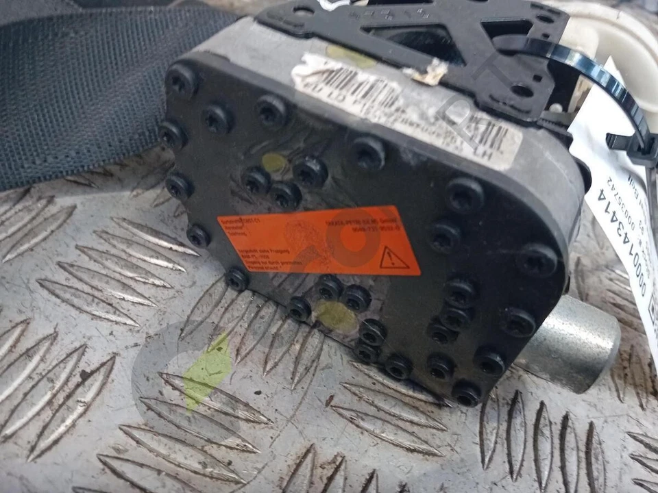 MK2 SAAB 93 Seat Belt Front Left  Convertible 12797292 - Image 4 of 4