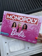Monopoly Barbie Edition Board Game New Sealed DreamWorld Collector Free Shipping
