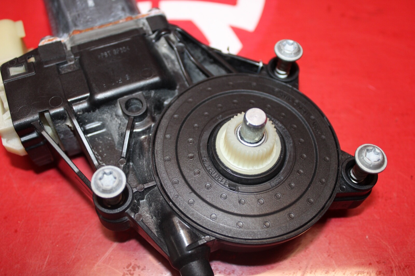 Maserati Ghibli 2014-2019 FRONT+RIGHT Power window motor