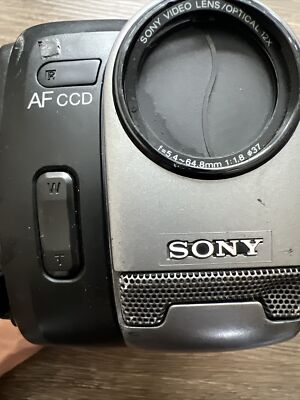 SONY HANDYCAM CCD-TRV11E CAMCORDER VIDEO-8 VIDEO CAMERA ANALOGUE