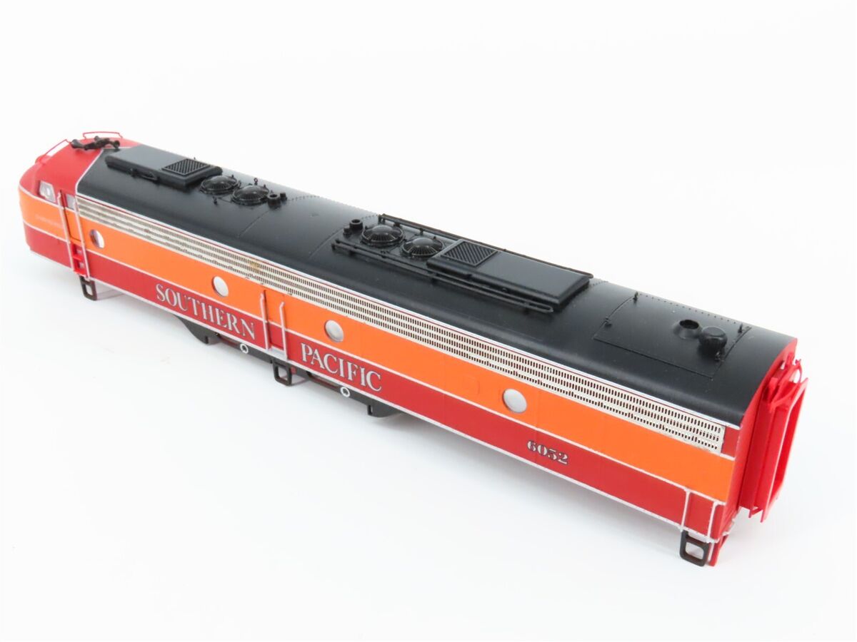 HO Scale Proto 2000 8199 SP Southern Pacific E8/9A Diesel HO Scale Proto 2000 8199 SP Southern Pacific E8/9A Diesel