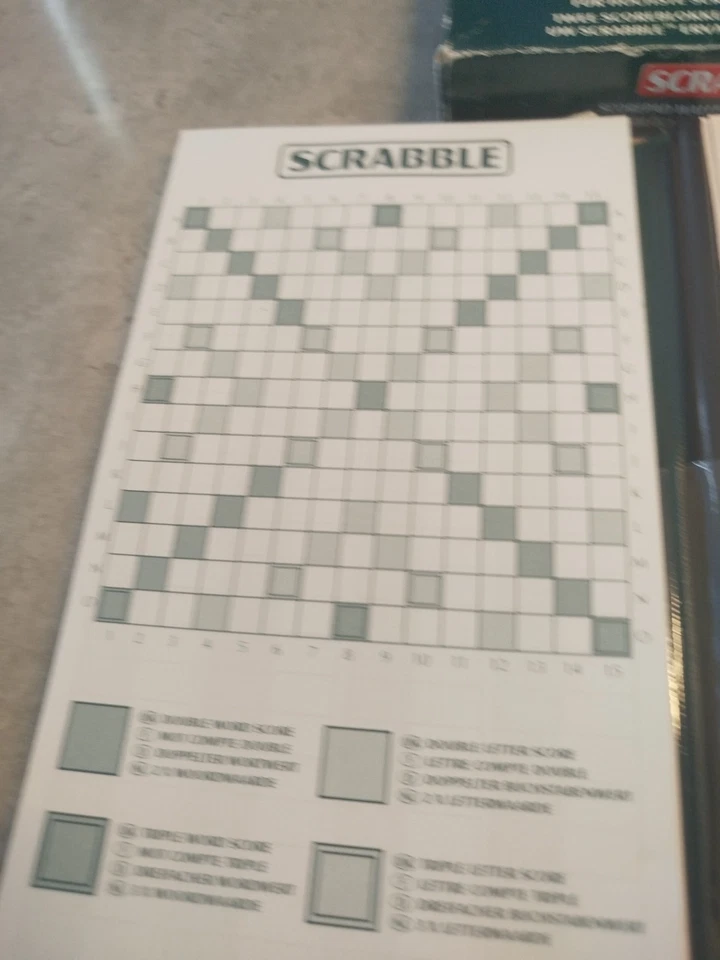Scrabble Scorepad Wallet Green Leather Style 2 Pads Scoring Sheets 2003 - Boxed - Image 3 of 4