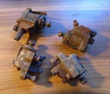 AUSTIN A30 A35 FRONT BRAKE WHEEL CYLINDERS