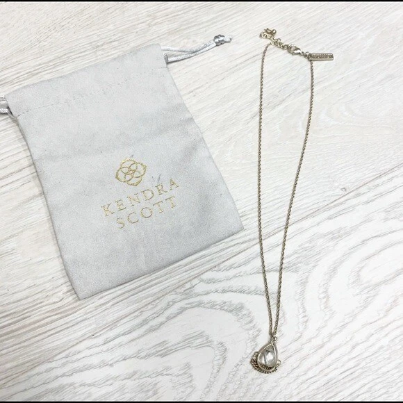 Collar Kendra Scott DE COLECCIÓN Lágrima Oro RARO Cristal Diamante Gargantilla  Foto 2 de 4