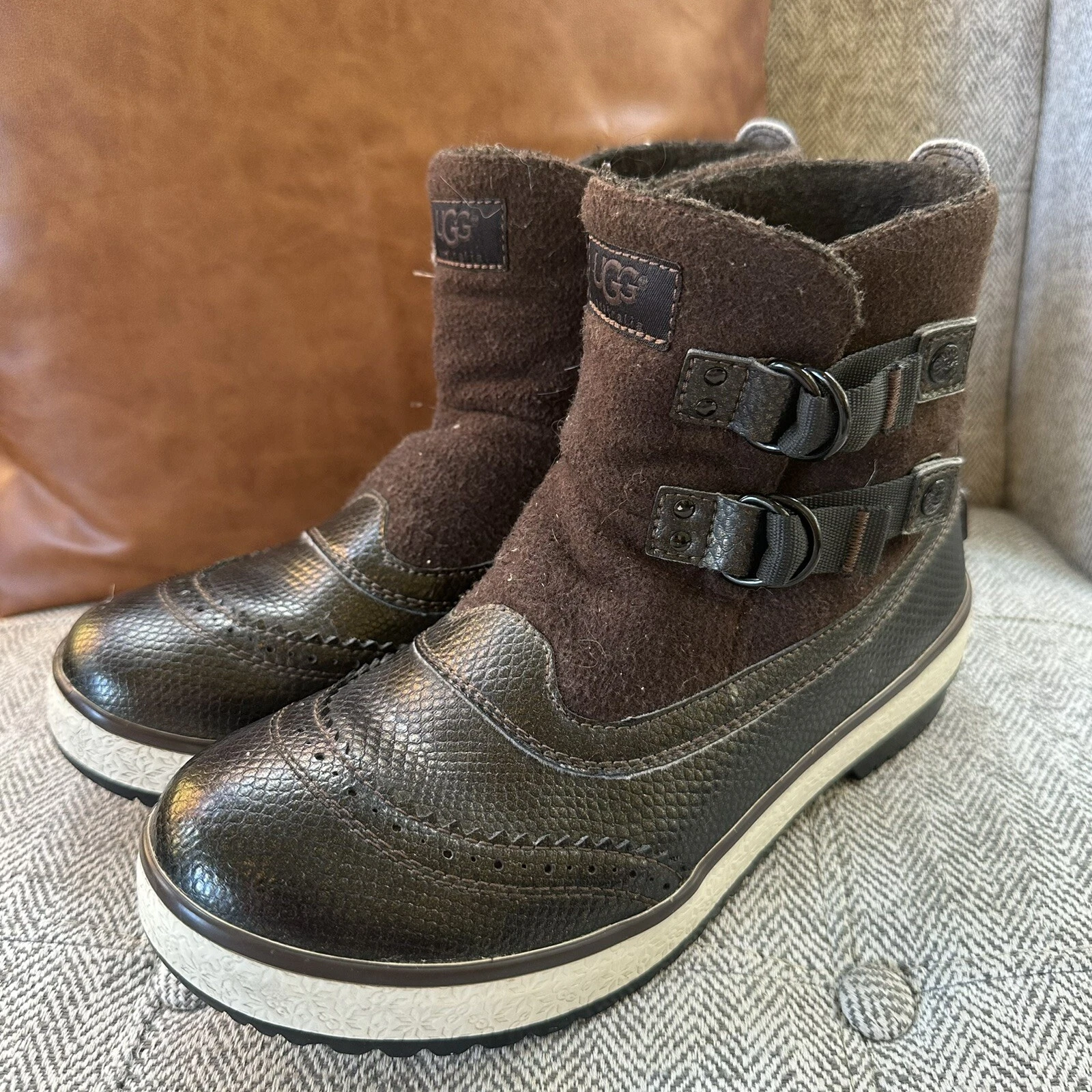 Ugg Australia Stivali invernali da donna Marrais marrone bianco USA 7 EUR 38 (10011741)