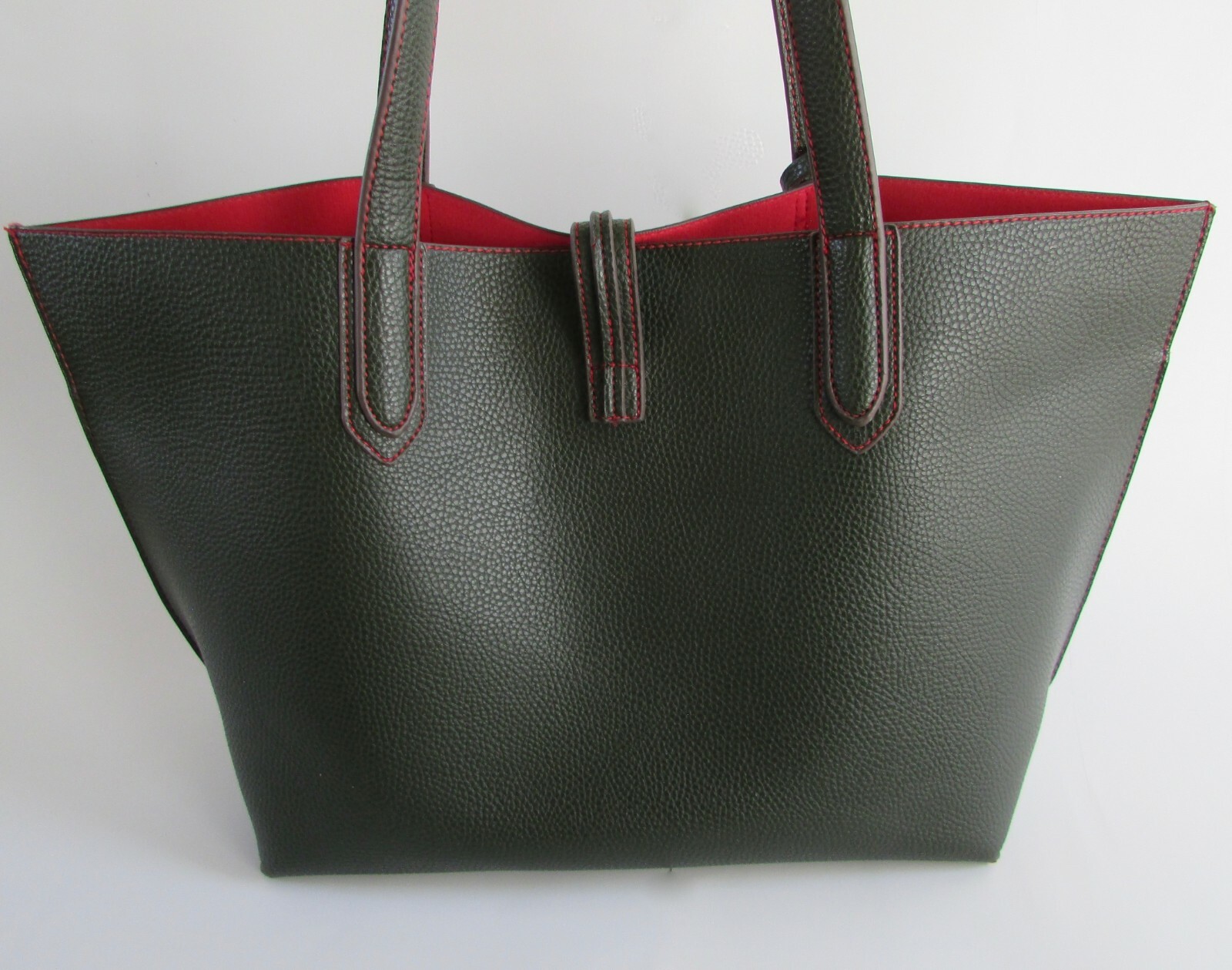 Tutilo New York Green Pebbled Faux Leather Bag - image 2