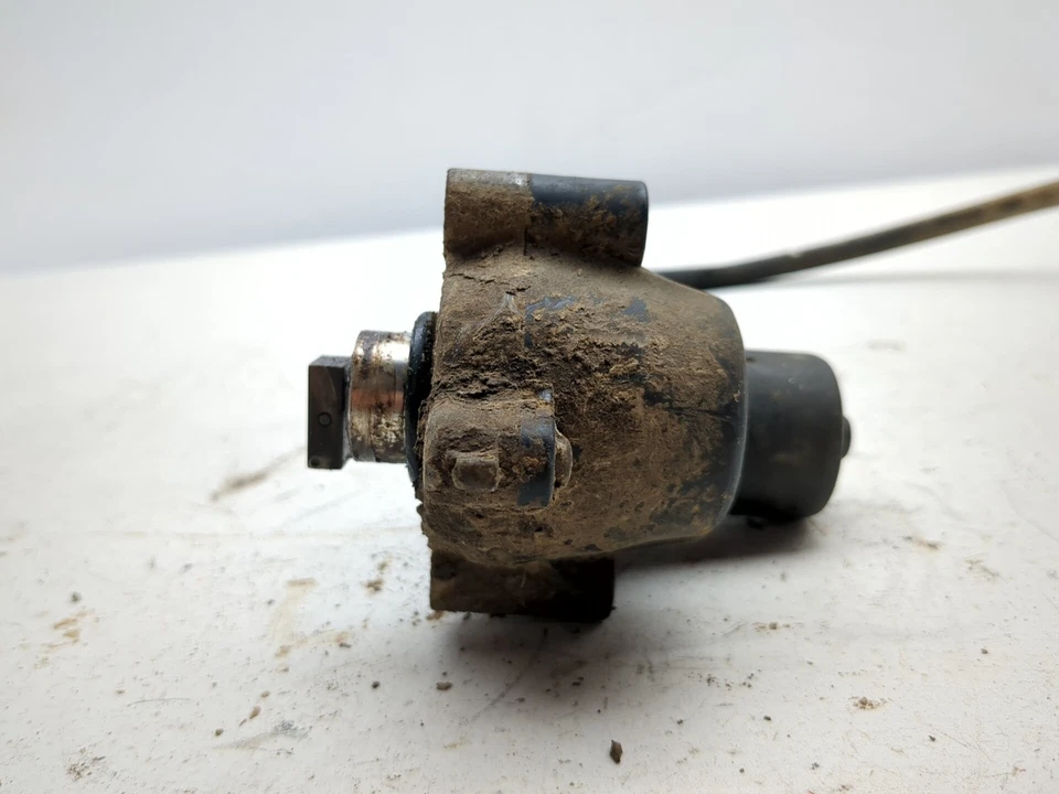 03-13 Kawasaki Prairie 360 4X4 Front Differential Actuator 16172-0007 - Image 4 of 4