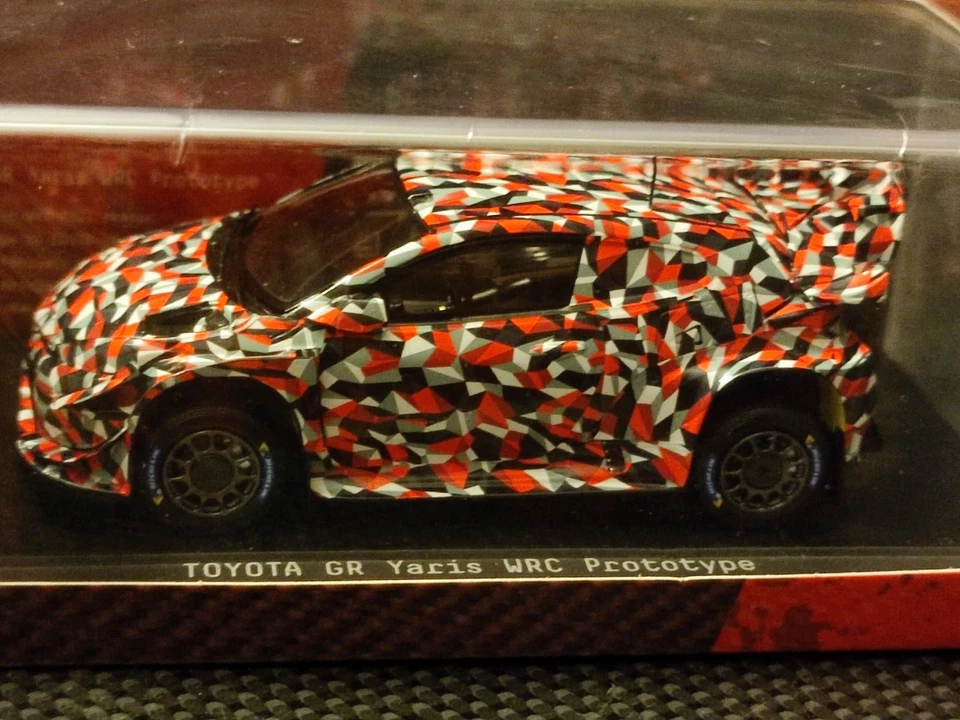 Spark TGR-WRT2021 TOYOTA YARIS Rally1 TEST Tokyo Store Exclusive - 1:43 RARE - Immagine 3 di 4