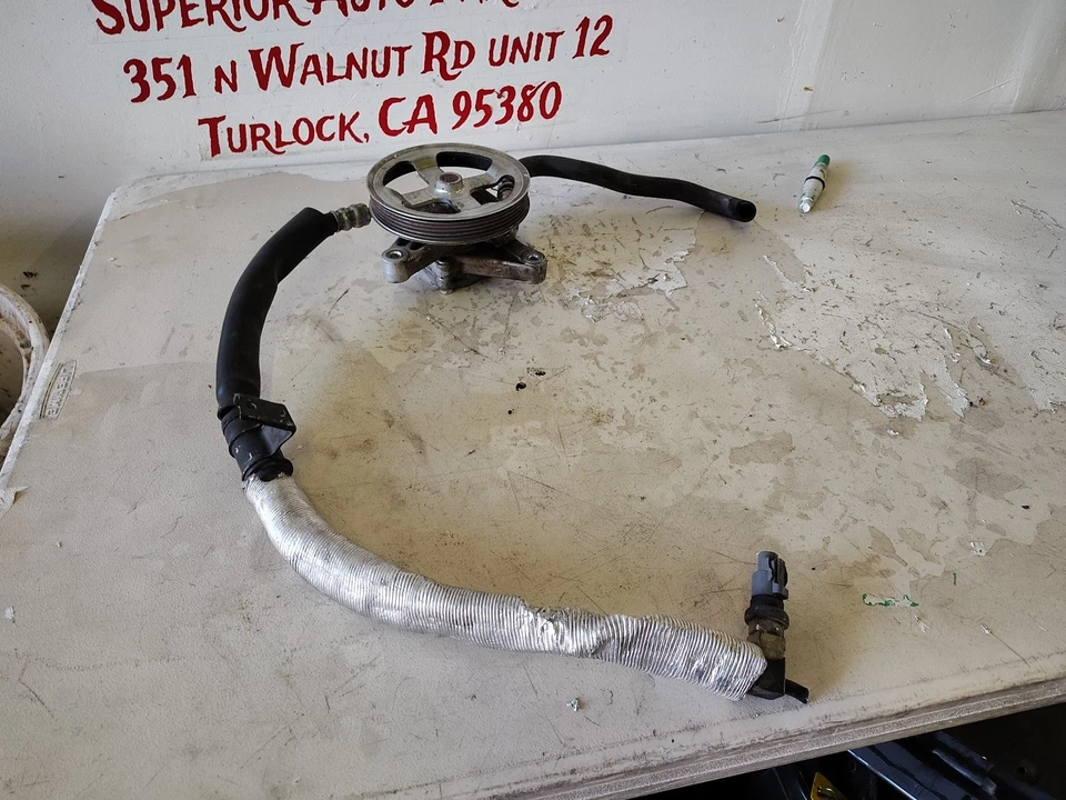 Bomba de dirección asistida usada se adapta a: Acura Rl 2006 grado A Foto 3 de 4