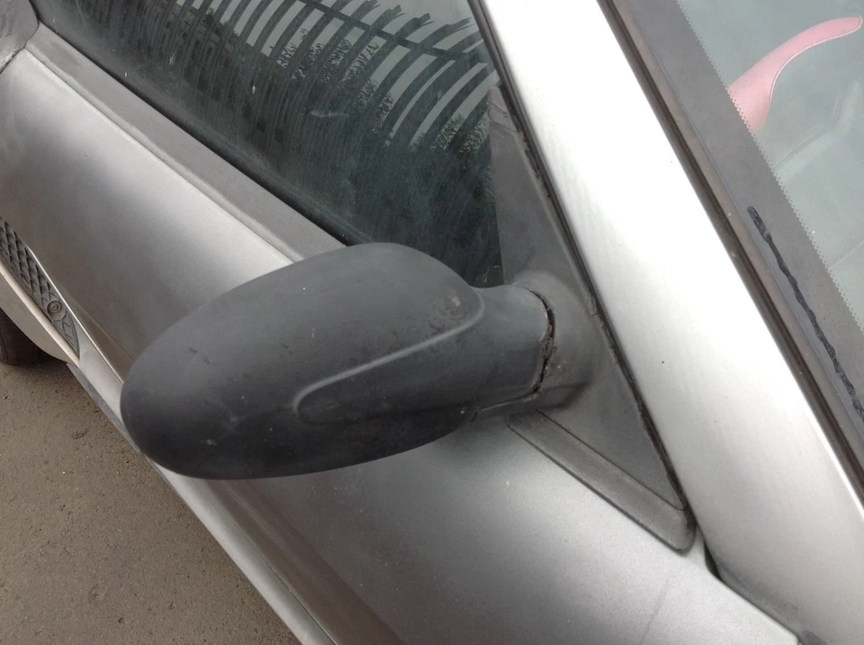 SMART ROADSTER 452 DOOR WING MIRROR MANUAL BLACK DRIVERS RIGHT SIDE 2002-2007 - image 3 of 4