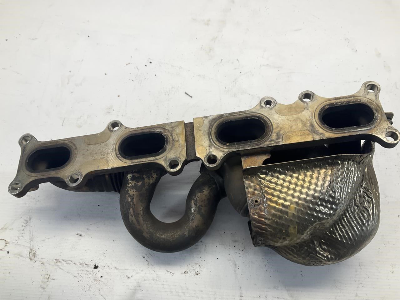 17-20 McLaren 570S 600LT 720S 3.8L Left Exhaust Manifold P