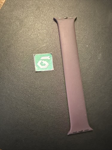 Apple Watch Silicone Solo Loop 41mm (38/40) Genuine OEM Dark Cherry Size 6 - 第 1/8 張圖片