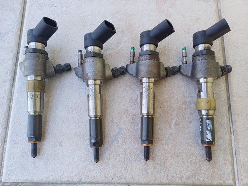 Ford CITROEN PEUGEOT VOLVO INJECTOR 1.6 TDCi 1.6 HDI 85kW (115 HP) 9802448680