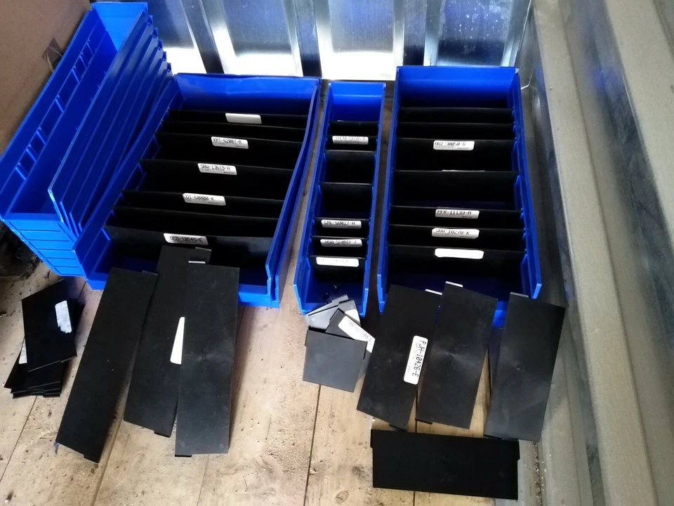 10 Stck Akro Mils Trenner 40-170 schwarz für Lagerkästen Lagerkisten Regalkisten - Image 2 of 4