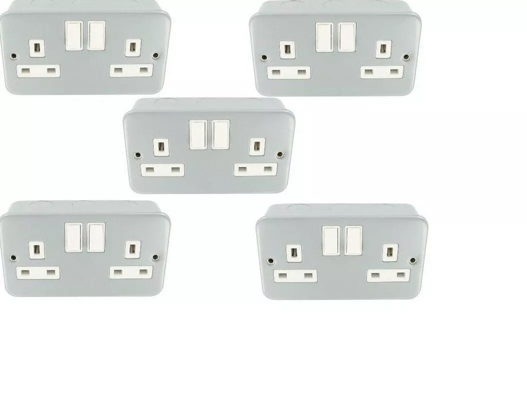 Pack of 5 Metal Clad 2 Gang Double Socket 13A Electrical Socket With Back Box