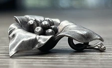 Vintage Sterling 925 Dogwood Trillium Flower Petal Floral Art Nouveau Pendant 5g