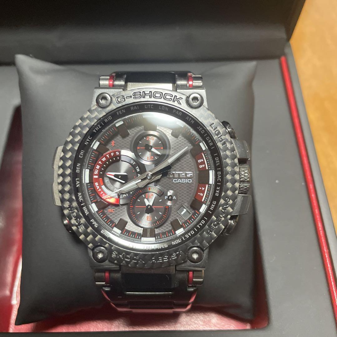 Picture 1 of 6