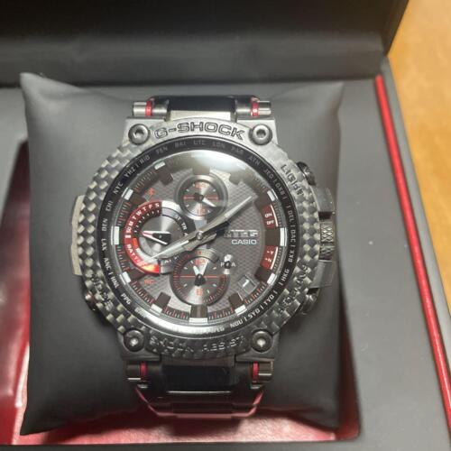 CASIO G-SHOCK MTG-B1000XBD-1AJF MT-G Chronograph Carbon Bezel Solar Radio Watch