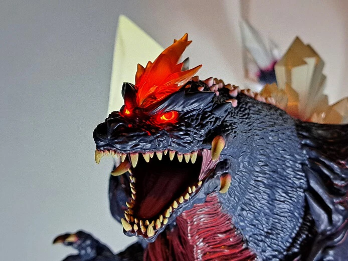 Megahouse UA Monsters SPACEGODZILLA Statue Godzilla Toho w/LED, Roar Sound - Image 2 of 4