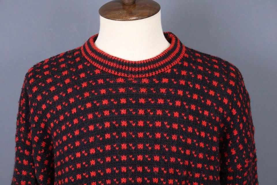 DEVOLD Red Abstract Printed Crew Neck Wool Knit Ski Sweater Size L - Image 2 of 4