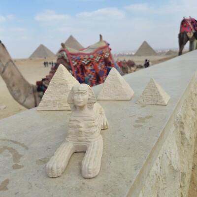 Small Pyramids of Giza Sculpture with Sphinx - Elegant Egyptian Desk Decor