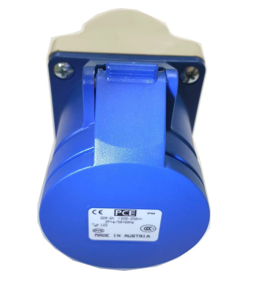 Wall Panel Mounted Panel Socket 32A 240V  32 Amp IP44 230 Volt  IP44 Down - Image 3 of 4