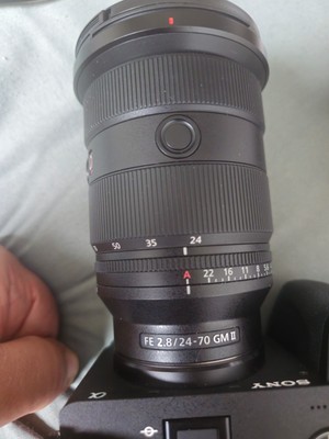 Sony FE 24-70mm F2.8 GM II Lens - SEL2470GM2 (discount Unit)