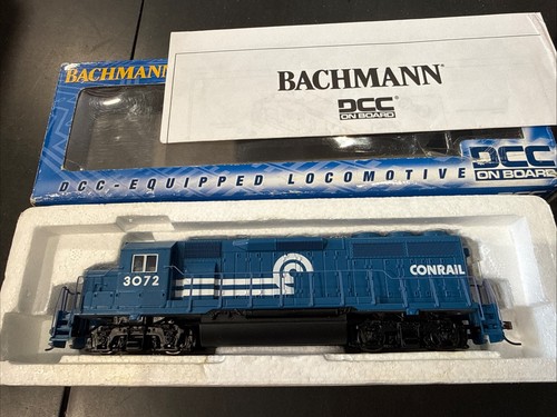 Bachmann 60306 HO Scale GP40 Loco - CONRAIL #3072 - DCC Fitted - Boxed | Zustand: Used
