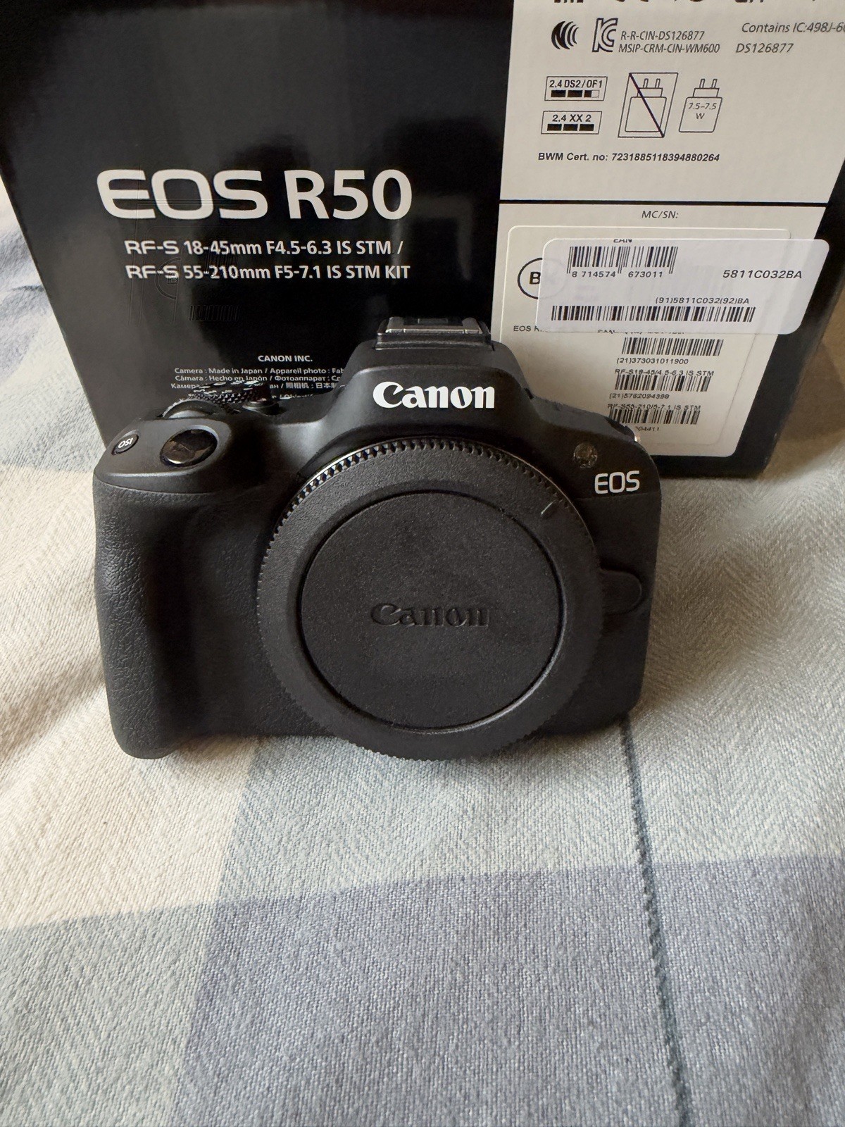 Canon EOS R50 24.2MP Black Mirrorless Camera Body + RF-S 18-150mm IS ...