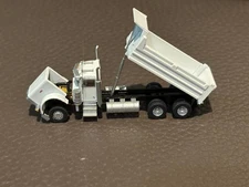 N Scale Trainworx 47972 Peterbilt 379 Dump Truck White