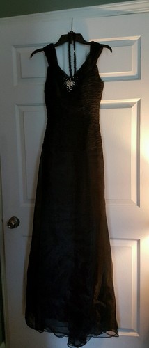 EVENING DRESS DARIUS CORDELL 