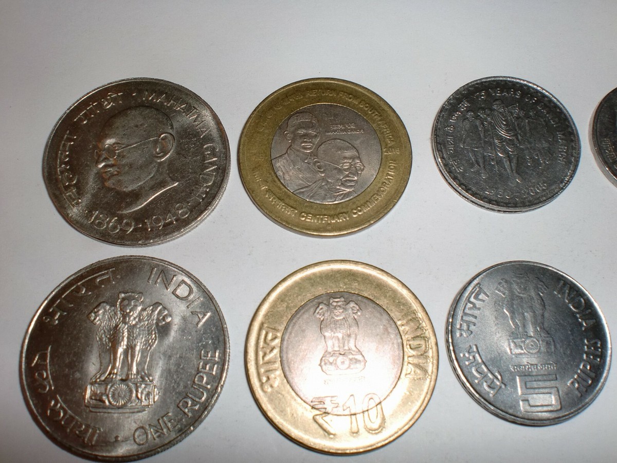 INDIAガンジーコイン REPUBLIC OF INDIA - 5 COINS OF MAHATMA GANDHI - SOME RARE