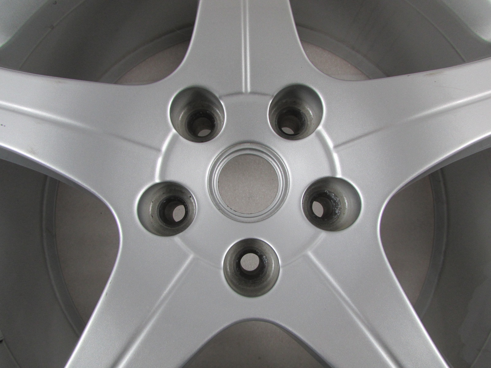 Ferrari California, Front 19" Wheel w/o Tire, Used, P/N 249558